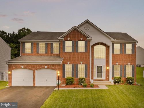 5204 Spanish Dollar Ct, WOODBRIDGE, VA, 22193-3268 | Card Image