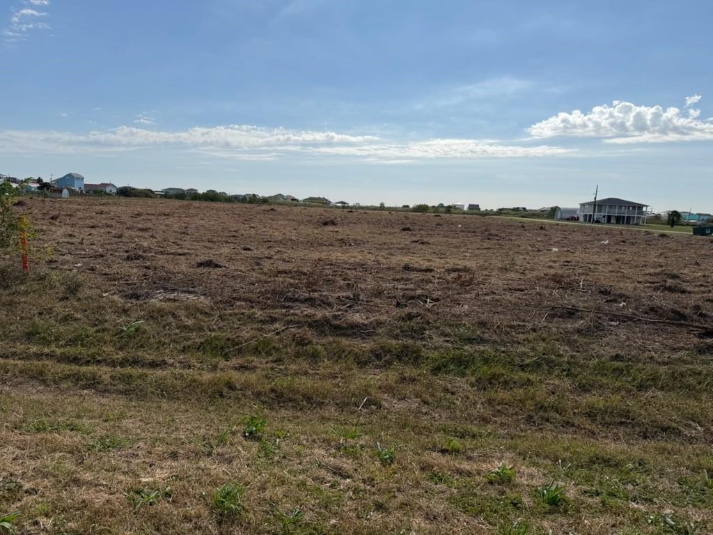 Land in Crystal Beach 3
