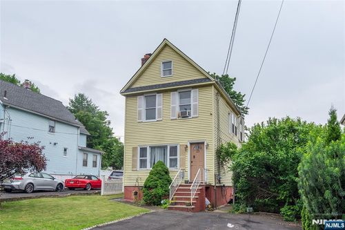 23 Preston St, Ridgefield Park, NJ, 07660-1418 | Card Image