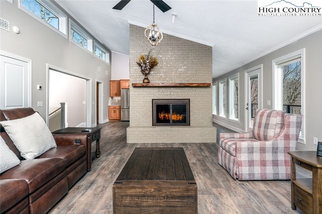 150 Squirrel Corn Ln, House other with 3 bedrooms, 3 bathrooms and null parking in Sugar Mountain NC | Image 31