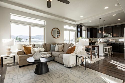 375 Meadow Walk Dr, Heber City, UT, 84032-2292 | Card Image