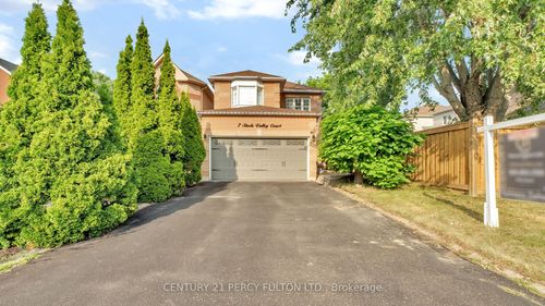 7 Steele Valley Crt, Whitby, ON, L1R2M4 | Card Image