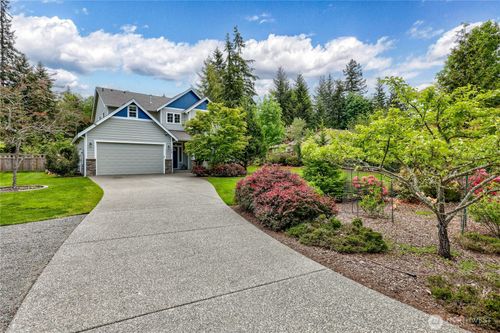 7260 Alpenview Pl Nw, Seabeck, WA, 98380-9597 | Card Image