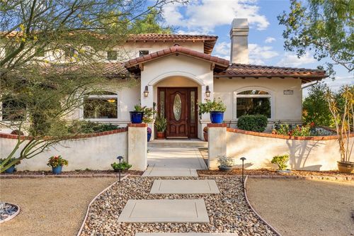 10345 Mcbroom St, Sunland, CA, 91040-1223 | Card Image