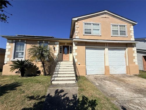 3832 Redbud Ln, Harvey, LA, 70058-2139 | Card Image