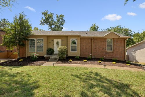 513 Tobylynn Dr, Nashville, TN, 37211-5928 | Card Image