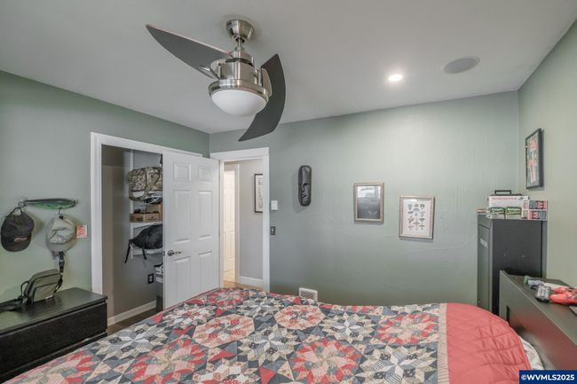 409 28 Th Ave Se, House other with 3 bedrooms, 2 bathrooms and null parking in Albany OR | Image 25