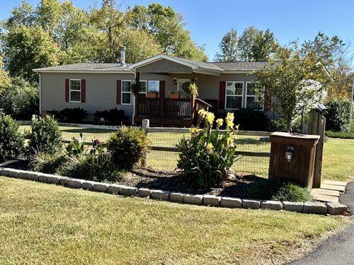 701 14th St, Etowah, TN, 37331-1060 | Card Image