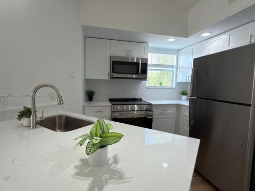 627-12840 Vista Isles Dr, Plantation, FL, 33325-1338 | Card Image
