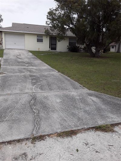 147 Rainbow Boulevard, House other with 3 bedrooms, 2 bathrooms and null parking in Babson Park FL | Image 2