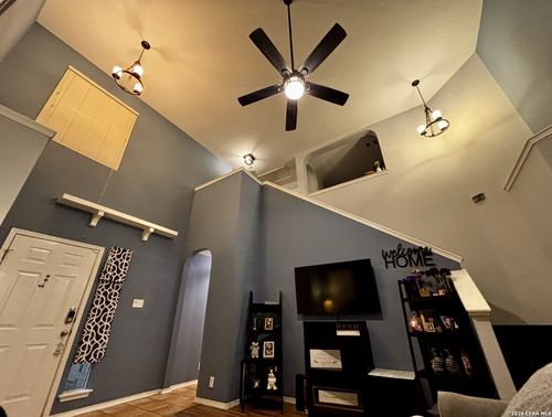 7926 Coastal Run, San Antonio, TX, 78240-2700 | Card Image