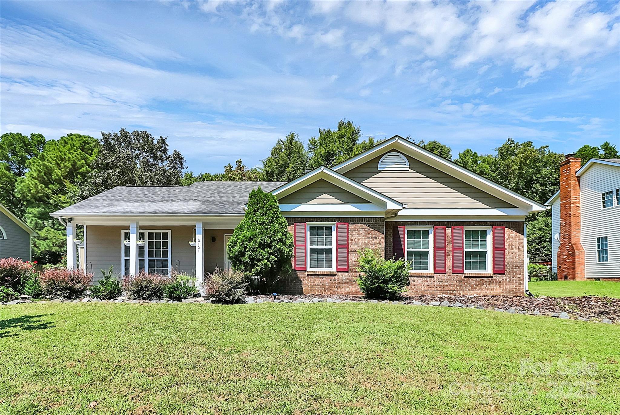 10101 White Cascade Dr, For Sale in Charlotte - eXp Realty