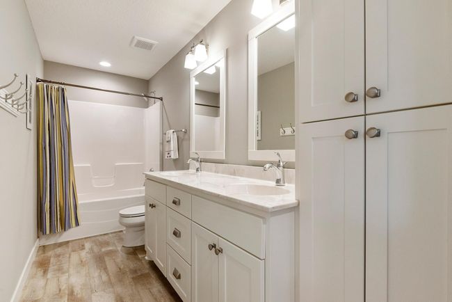 204 8 Th Ave S, House other with 5 bedrooms, 4 bathrooms and null parking in Princeton MN | Image 29
