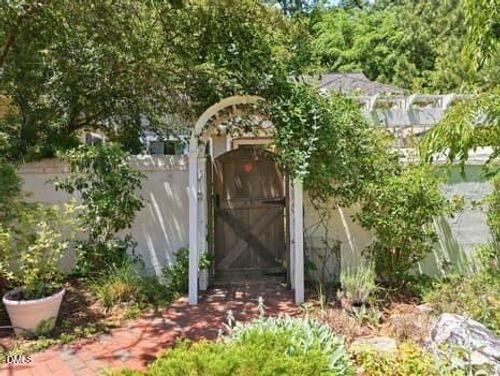 1390 Fearrington Post, Pittsboro, NC, 27312-5036 | Card Image
