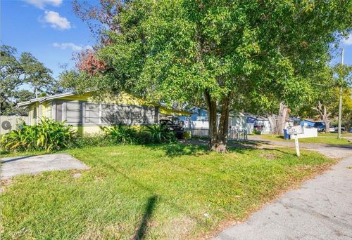 1915 W Fern St, TAMPA, FL, 33604-6301 | Card Image