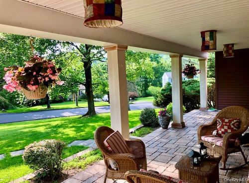 10 Linda Dr, Suffern, NY, 10901-3004 | Card Image