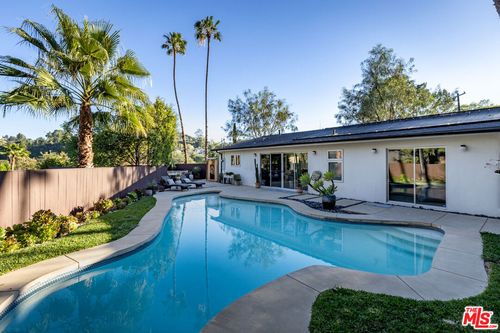 3374 Canton Way, Studio City, CA, 91604 | Card Image
