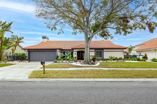 5809 Cruiser Way, TAMPA, FL, 33615-4215 | Card Image