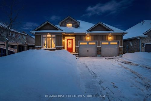 701 Stonehenge Street, Kingston, ON, K7P0B2 | Card Image