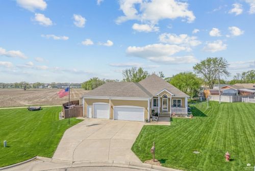 401 Dewey St, Solomon, KS, 67480-8312 | Card Image