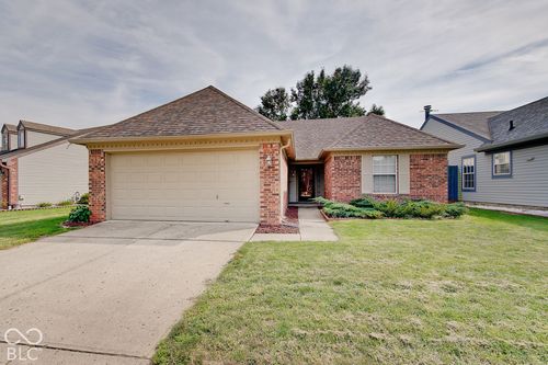 1531 Lake Point Ln N, Greenwood, IN, 46142-2127 | Card Image