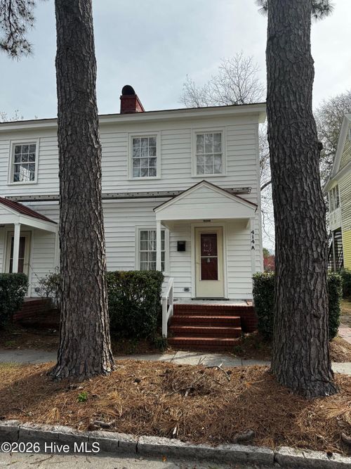 a-414 Metcalf Street, New Bern, NC, 28560 | Card Image
