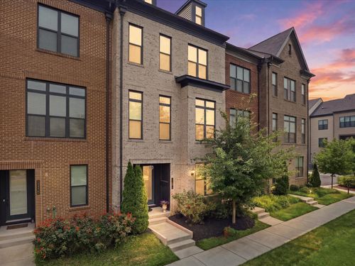 12331 Yellow Buckeye Way, FAIRFAX, VA, 22030-6813 | Card Image
