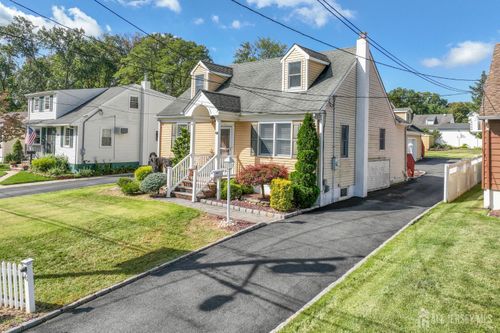 41 Clover Ave, Colonia, NJ, 07067-2006 | Card Image