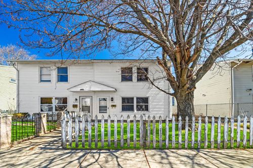 1231 Tobin Ct, Waukegan, IL, 60085-7669 | Card Image