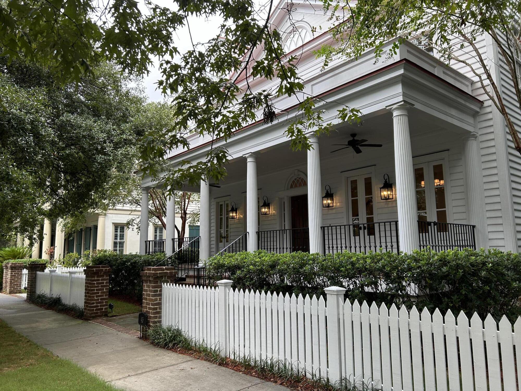 Montrose Rd, Mount Pleasant, SC 29464