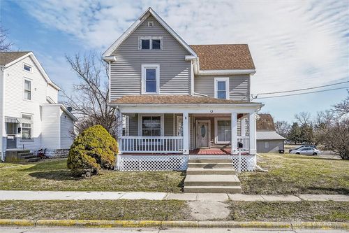 4 Maple St, Jeffersonville, OH, 43128-1086 | Card Image