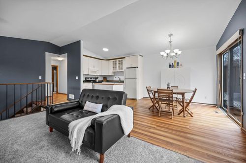 2628 Sumac Ct, White Bear Lake, MN, 55110-5651 | Card Image