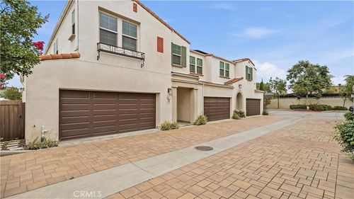 17-291 E Arrow Hwy, Glendora, CA, 91740-5690 | Card Image