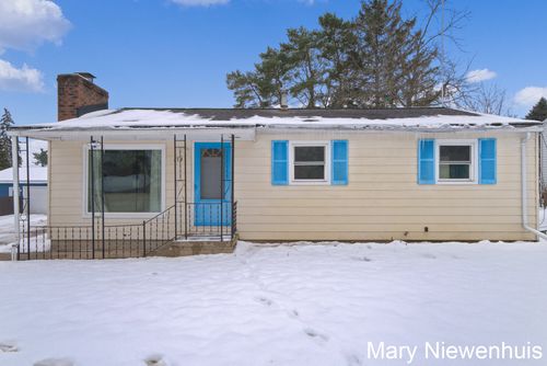 174 Brandywyne Dr Nw, Comstock Park, MI, 49321-9208 | Card Image