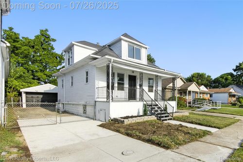 25133 Blair St, Roseville, MI, 48066-4405 | Card Image