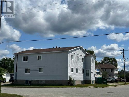 67 Mackey St, Wawa, ON, P0S1K0 | Card Image