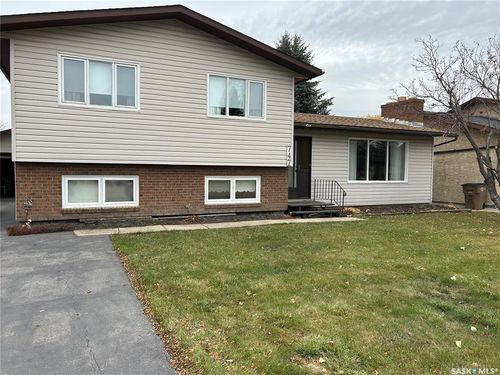 747 Golburn Cres, Tisdale, SK, S0E1T0 | Card Image