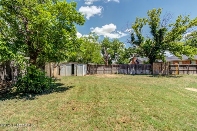 1205 Garland St, House other with 4 bedrooms, 3 bathrooms and null parking in Plainview TX | Image 48