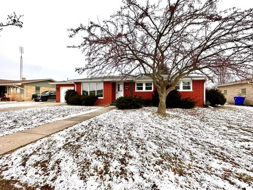 2205 24th Ave, Kenosha, WI, 53140-1735 | Card Image