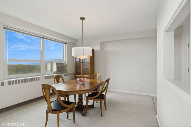 APT-5D - 3180 N Lake Shore Dr, Condo with 2 bedrooms, 2 bathrooms and 2 parking in CHICAGO IL | Image 8