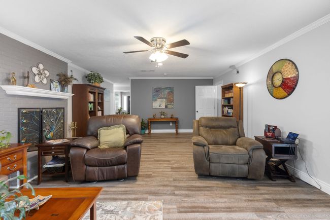 Huge Den or family room. | Image 30