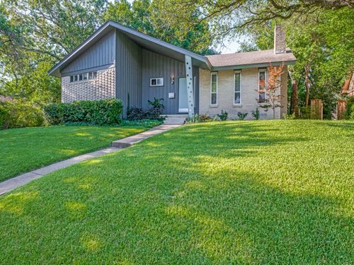 9052 Fringewood Dr, Dallas, TX, 75228-5110 | Card Image