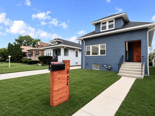 624 S 19th Ave, Maywood, IL, 60153-1453 | Card Image