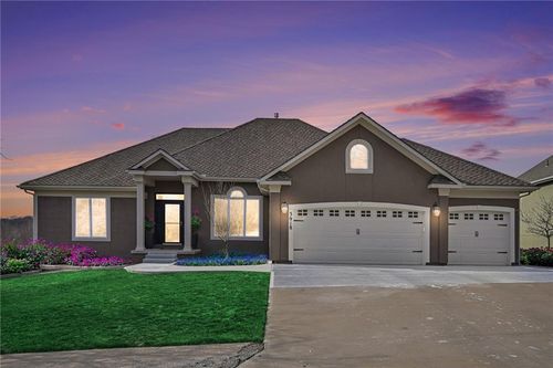 3918 N 108th Ter, Kansas City, KS, 66109-4727 | Card Image