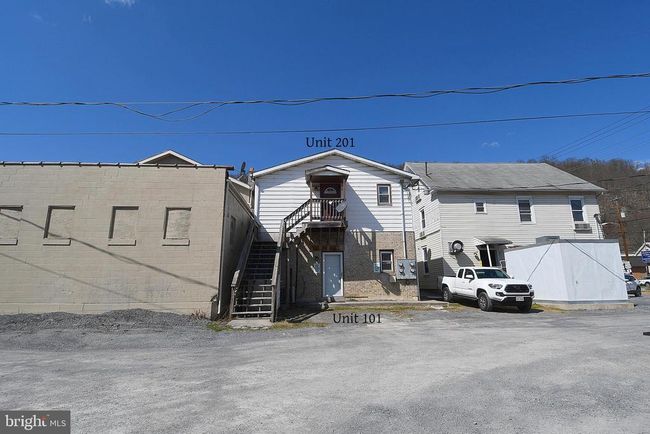 APT-101 - 168 N Washington St, Condo with 1 bedrooms, 1 bathrooms and null parking in BERKELEY SPRINGS WV | Image 5
