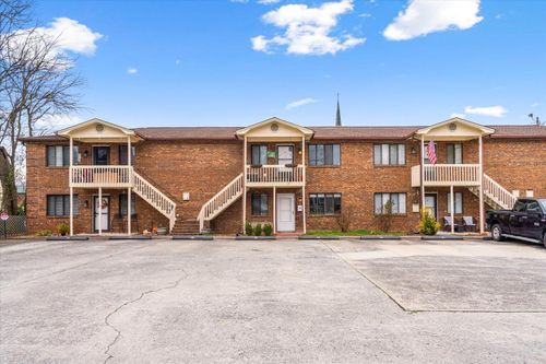 303 Crystal Pl, Dalton, GA, 30720-3198 | Card Image