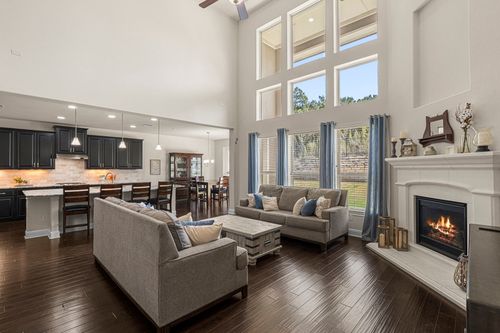 235 Senna Dr, Dripping Springs, TX, 78620-5518 | Card Image