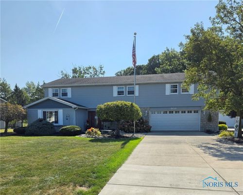105 Clearview Dr, Hicksville, OH, 43526-1041 | Card Image