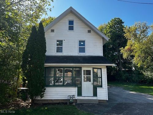 230 Helen Ave, Akron, OH, 44310-2206 | Card Image
