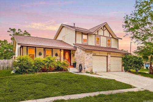 5502 Sunup Dr, San Antonio, TX, 78233-4472 | Card Image